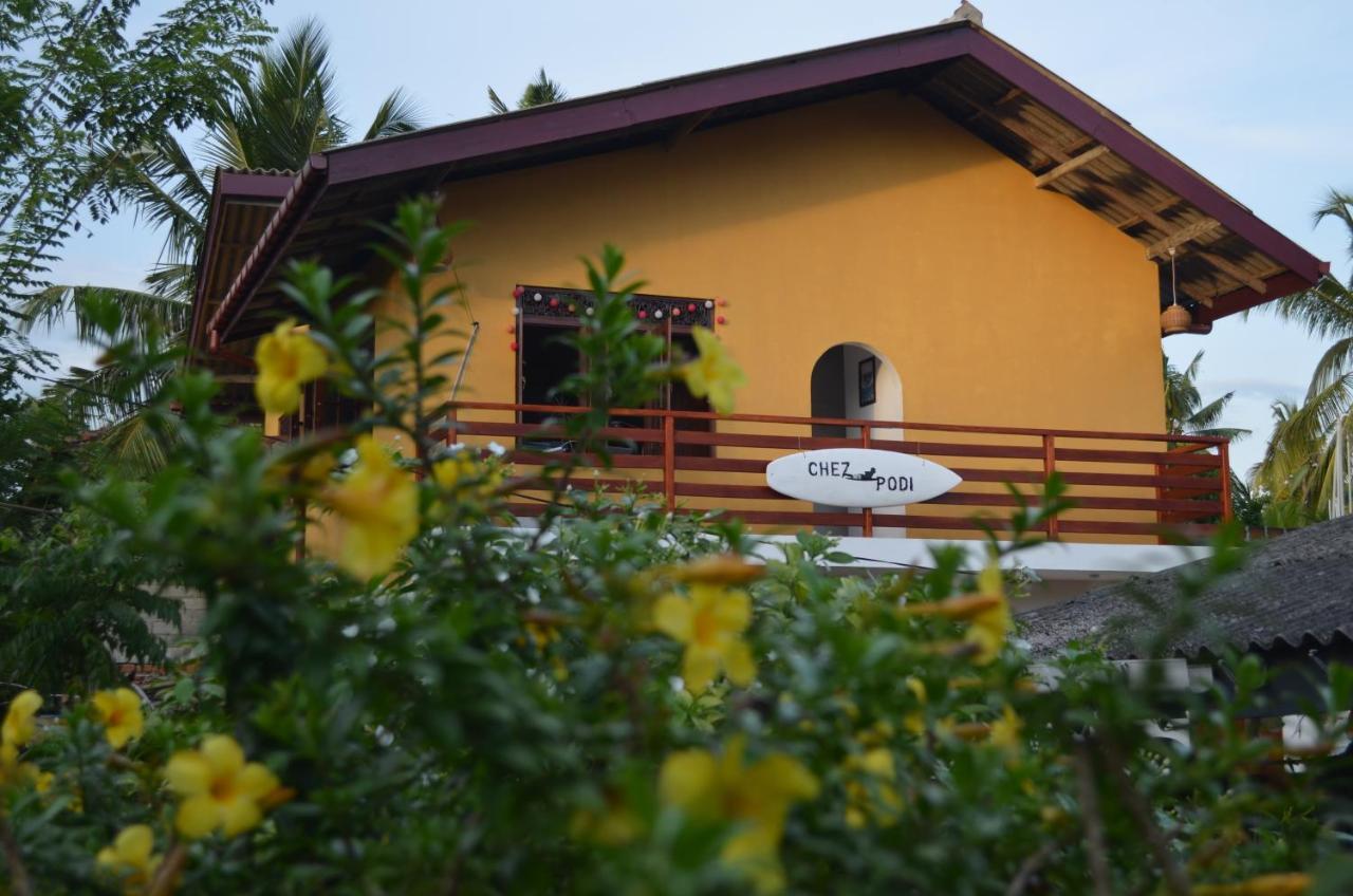 Chez Podi Surf Stay Мирисса Экстерьер фото