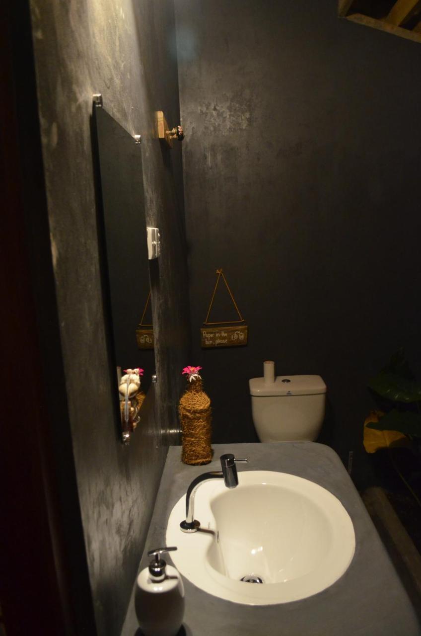 Chez Podi Surf Stay Мирисса Экстерьер фото
