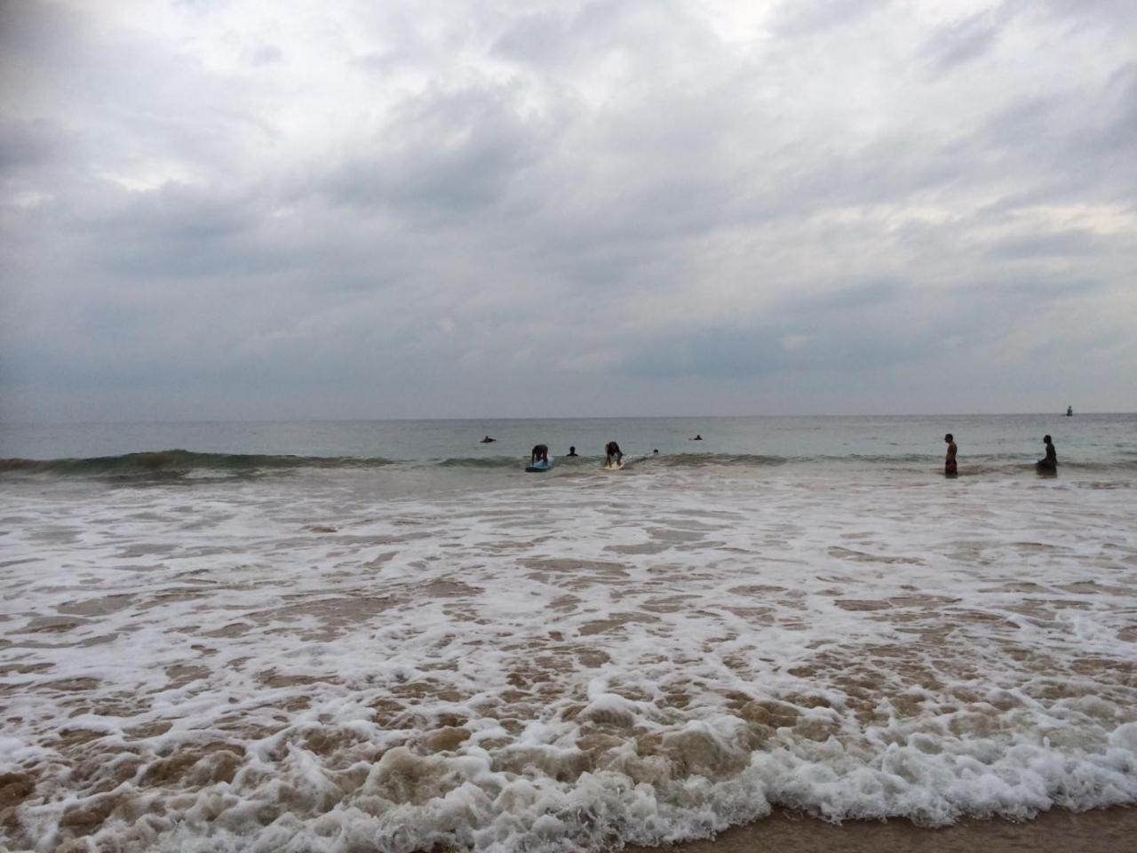 Chez Podi Surf Stay Мирисса Экстерьер фото